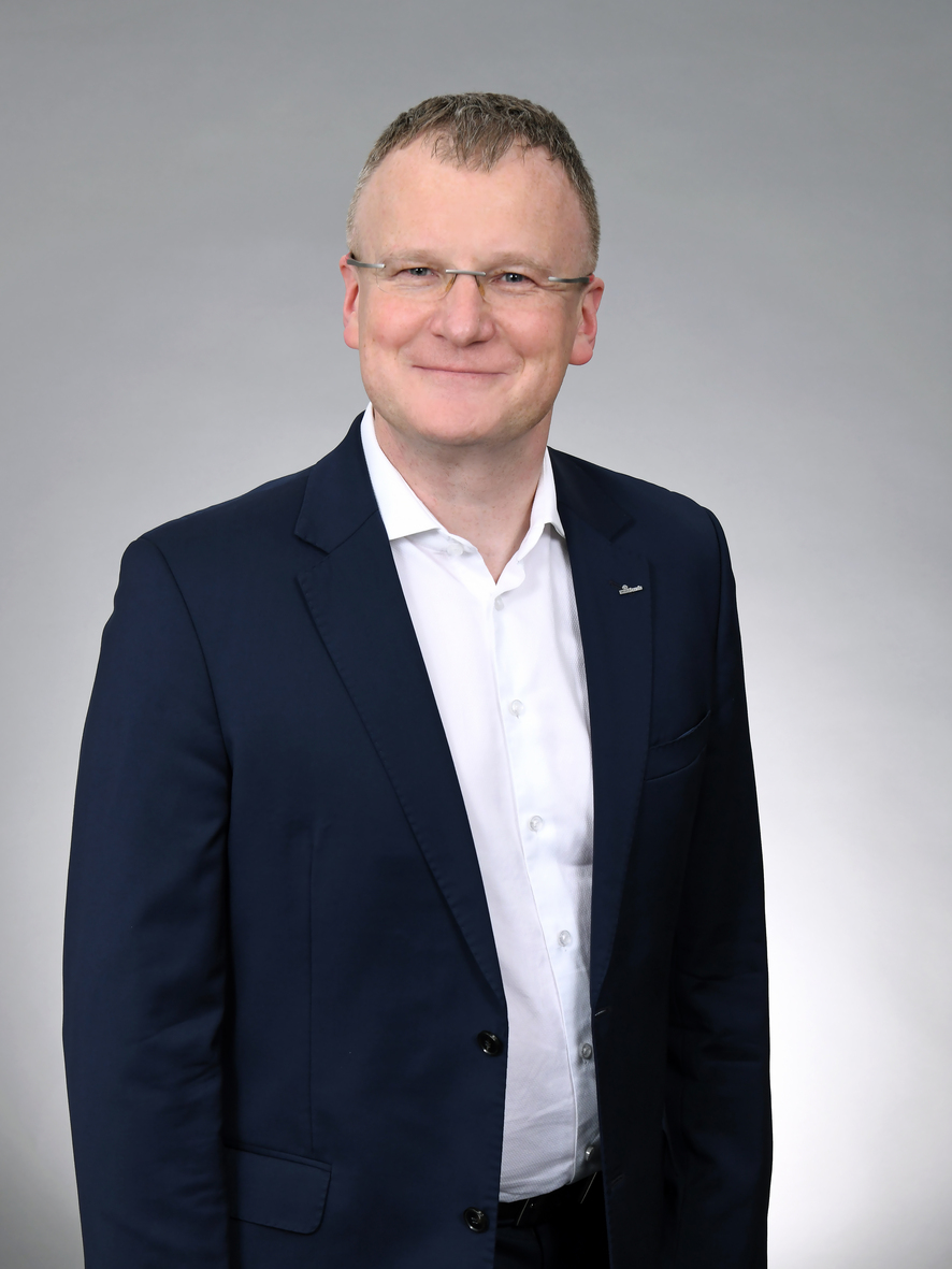 Adam Olszowka.jpg